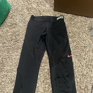 Nike leggings
